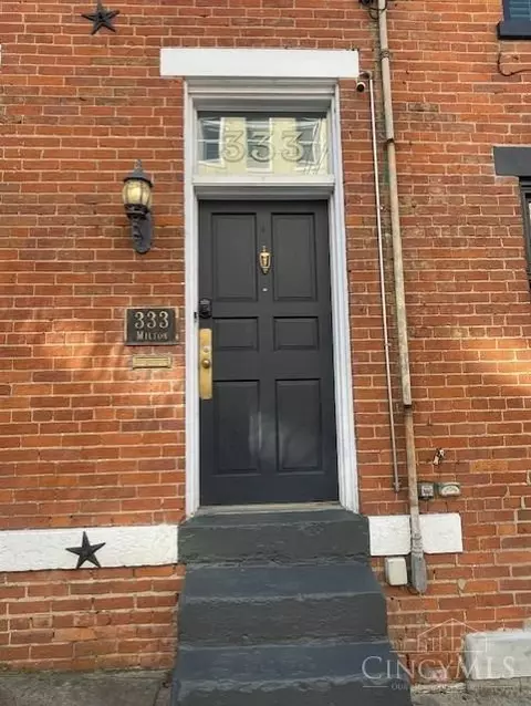 Exterior - 333 Milton St, Cincinnati, OH 45202 photo 2 of 8