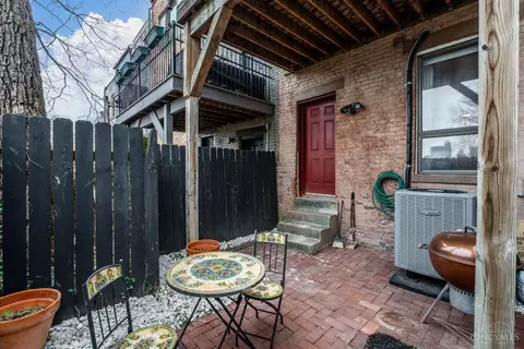 Exterior - 333 Milton St, Cincinnati, OH 45202 photo 7 of 8