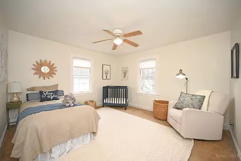 Bedroom - 3755 Indianview Ave, Mariemont, OH 45227 photo 4 of 5