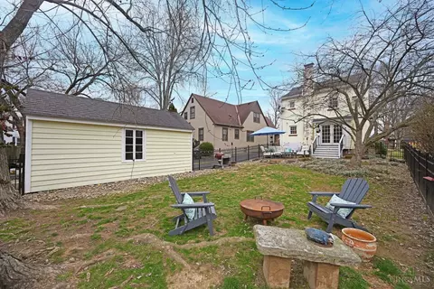 Exterior - 3755 Indianview Ave, Mariemont, OH 45227 photo 15 of 18