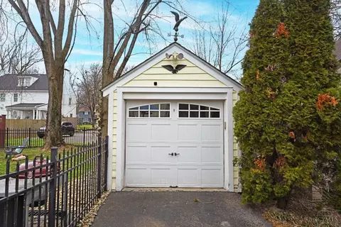 Exterior - 3755 Indianview Ave, Mariemont, OH 45227 photo 17 of 18