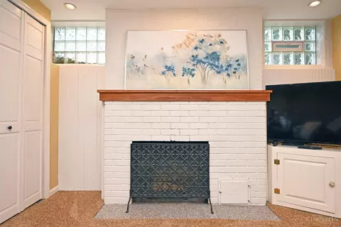 Living - 3755 Indianview Ave, Mariemont, OH 45227 photo 8 of 10