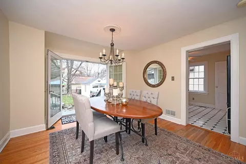 Dining - 3755 Indianview Ave, Mariemont, OH 45227 photo 3 of 4