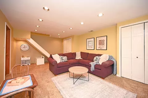 Living - 3755 Indianview Ave, Mariemont, OH 45227 photo 10 of 10