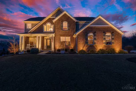 2878 Renaissance Blvd, Middletown, OH 45005