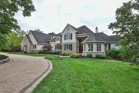 356 Hawkinsridge Ln, Anderson Twp, OH 45230