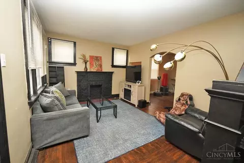 385 Elberon Ave, Cincinnati, OH 45205 photo 4