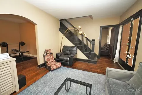 385 Elberon Ave, Cincinnati, OH 45205 photo 3