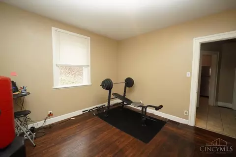 385 Elberon Ave, Cincinnati, OH 45205 photo 6