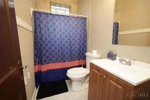 385 Elberon Ave, Cincinnati, OH 45205 photo 12