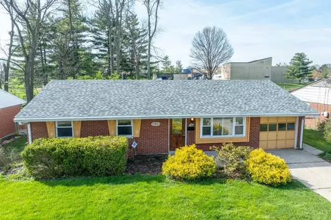 283 Nelson Ln, Springdale, OH 45246