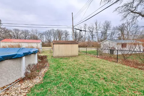Exterior - 91 Mitchell Ave, Hamilton, OH 45013 photo 8 of 11