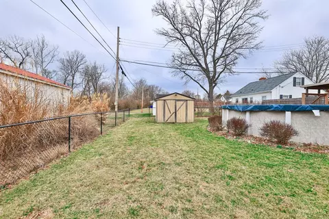 Exterior - 91 Mitchell Ave, Hamilton, OH 45013 photo 9 of 11
