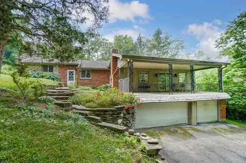 5460 Quitter Rd, Batavia, OH 45103