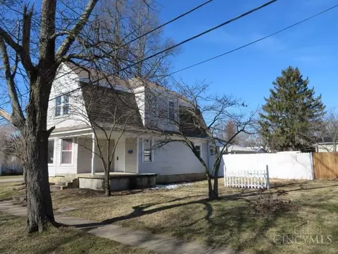 Exterior - 314 Bourbon St, Blanchester, OH 45107 photo 3 of 9
