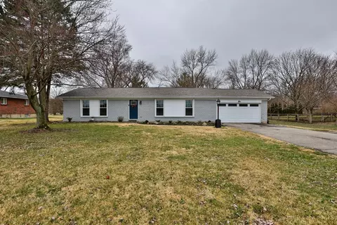 8283 Cox Rd, West Chester, OH 45069
