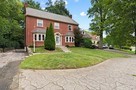 7525 Montgomery Rd, Cincinnati, OH 45236