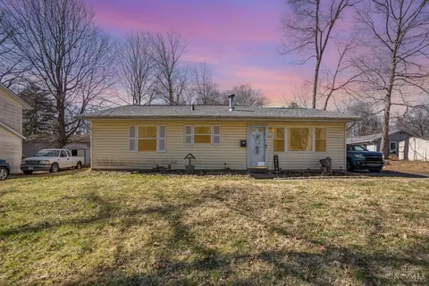 501 Mohican Dr, Loveland, OH 45140