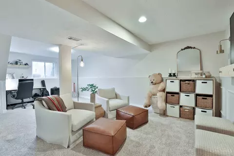 Living - 3930 Irwin Simpson Rd, Mason, OH 45040 photo 5 of 6