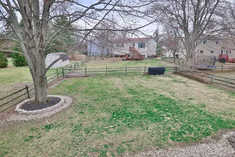 Exterior - 3930 Irwin Simpson Rd, Mason, OH 45040 photo 7 of 10