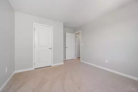 Bedroom - 9632 Forest Hill Dr, Harrison, OH 45030 photo 2 of 2