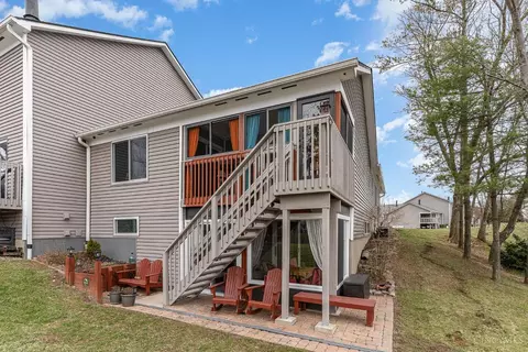 Exterior - 786 Stoneharbor Ln, Hamilton Township, OH 45039 photo 6 of 6