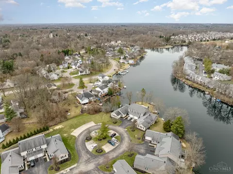 View/Area - 786 Stoneharbor Ln, Hamilton Township, OH 45039 photo 3 of 4
