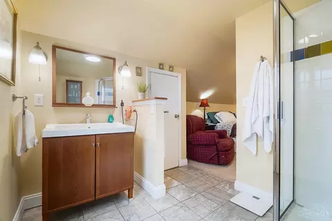 Bath - 7249 Silver Crest Dr, Cincinnati, OH 45236 photo 4 of 4