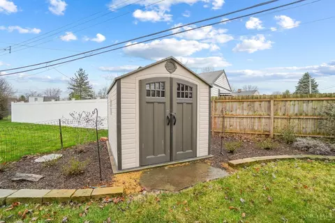 Exterior - 7249 Silver Crest Dr, Cincinnati, OH 45236 photo 16 of 20