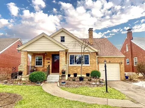 7249 Silver Crest Dr, Cincinnati, OH 45236