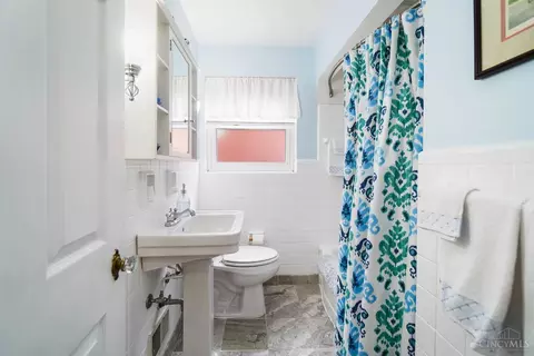 Bath - 7249 Silver Crest Dr, Cincinnati, OH 45236 photo 1 of 4