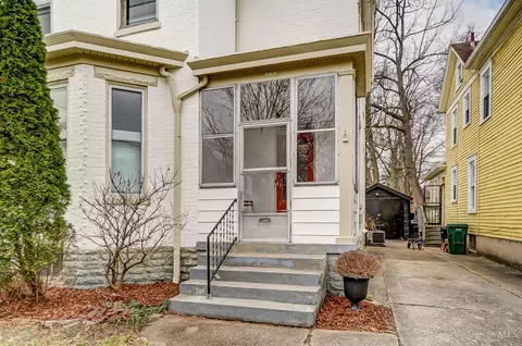 Exterior - 715 Mcmakin Ave, Cincinnati, OH 45232 photo 4 of 14