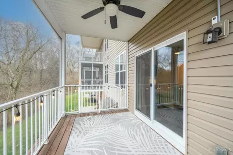Exterior - 1029 Lost Xing, Cincinnati, OH 45231 photo 6 of 9
