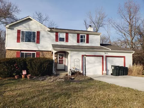 5716 Cedaridge Dr, Cincinnati, OH 45247