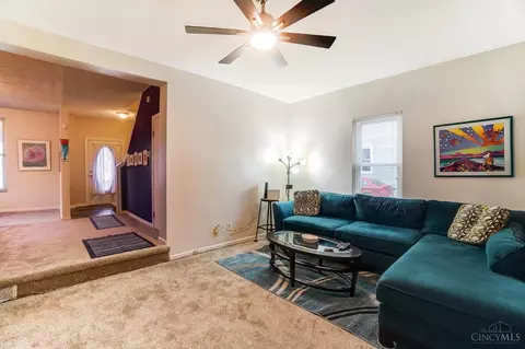 Living - 7513 Harrison Ave, Mount Healthy, OH 45231 photo 2 of 4