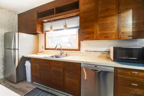 Kitchen - 7513 Harrison Ave, Mount Healthy, OH 45231 photo 3 of 4