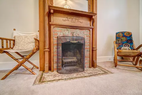 Living - 336 Milton St #3, Cincinnati, OH 45202 photo 4 of 4