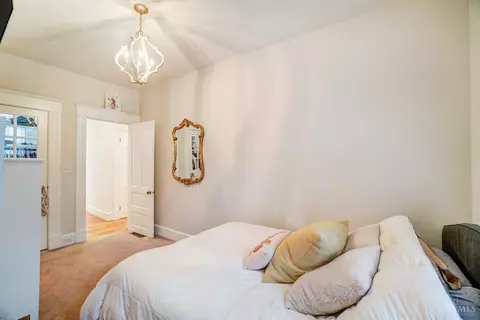 Bedroom - 336 Milton St #3, Cincinnati, OH 45202 photo 3 of 6