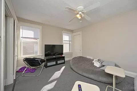 Bedroom - 2346 Victor, Cincinnati, OH 45219 photo 7 of 9