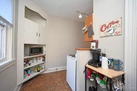 Kitchen - 2346 Victor, Cincinnati, OH 45219 photo 3 of 5