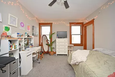 Bedroom - 2346 Victor, Cincinnati, OH 45219 photo 3 of 9