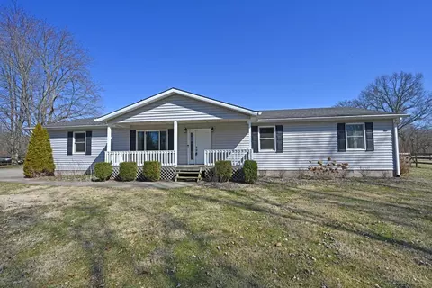 1068 Settlemyre Rd, Oregonia, OH 45054