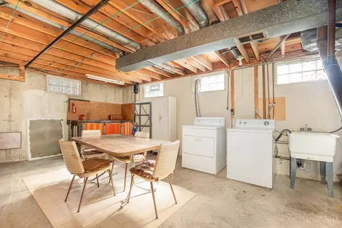 Dining - 1619 Brightview Dr, Cincinnati, OH 45231 photo 1 of 1