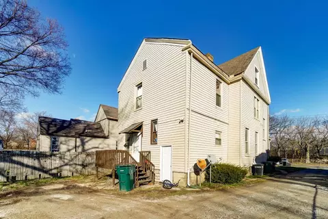 Exterior - 8341 Anthony Wayne, Cincinnati, OH 45216 photo 8 of 11