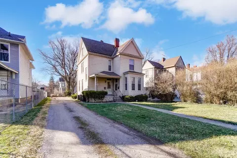 8341 Anthony Wayne, Cincinnati, OH 45216