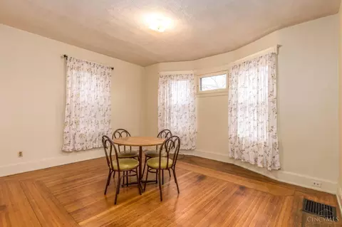 Dining - 3512 Dury Ave, Cincinnati, OH 45229 photo 3 of 3