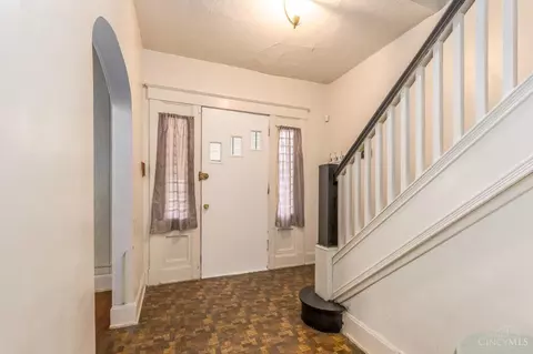 Entry Way - 3512 Dury Ave, Cincinnati, OH 45229 photo 1 of 1
