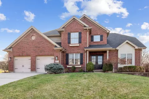 8371 Courtier Ln, Cleves, OH 45002