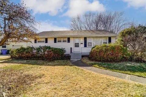 519 Valley View Dr, Hamilton, OH 45013