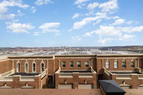 Exterior - 2622 Morrow Pl, Cincinnati, OH 45204 photo 6 of 8